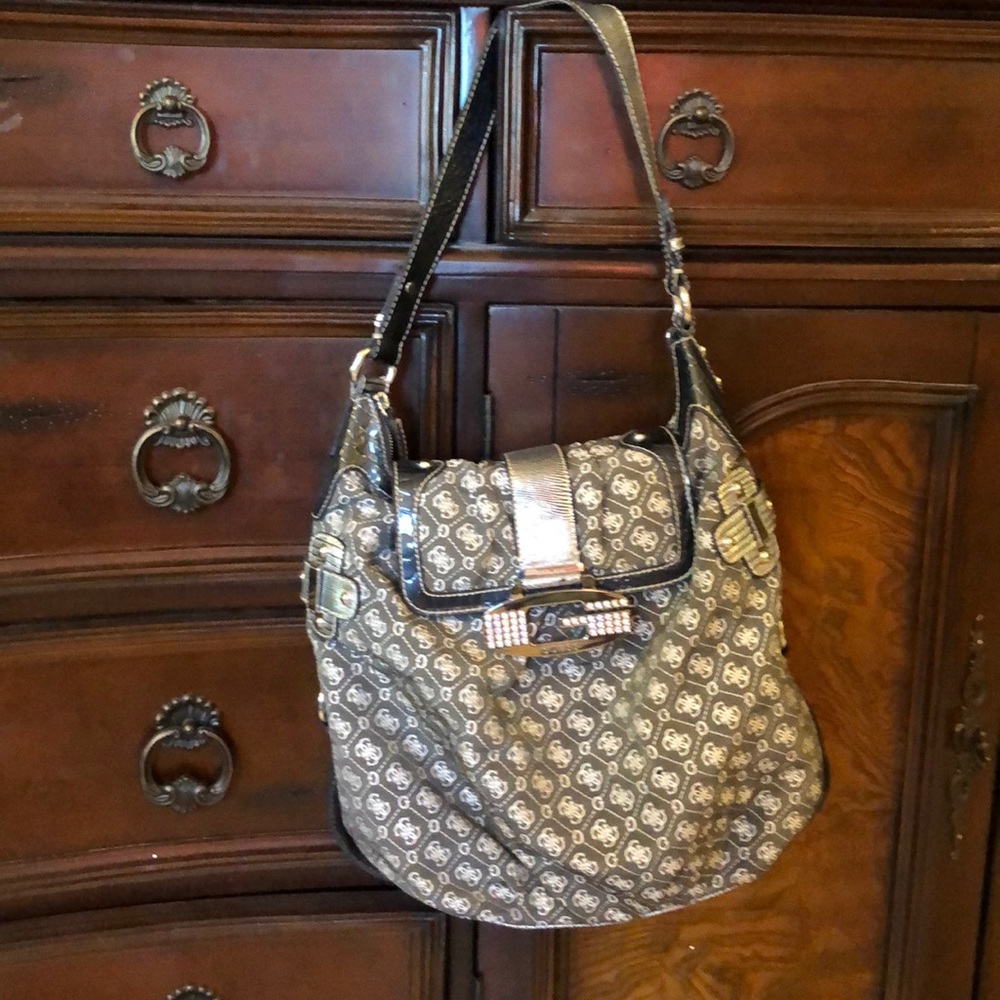GUESS shoulder bag